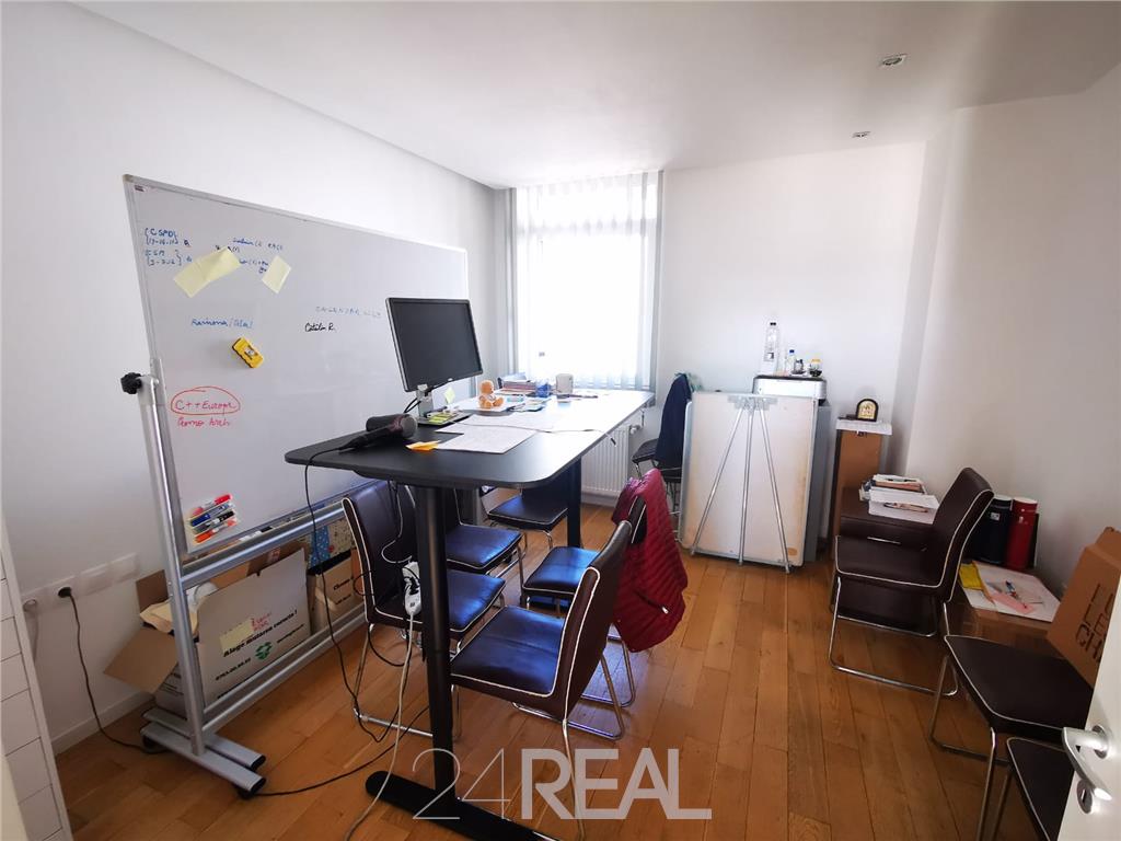 Apartament de inchiriat pt birouri - 3 camere cu terasa - 950 E + TVA