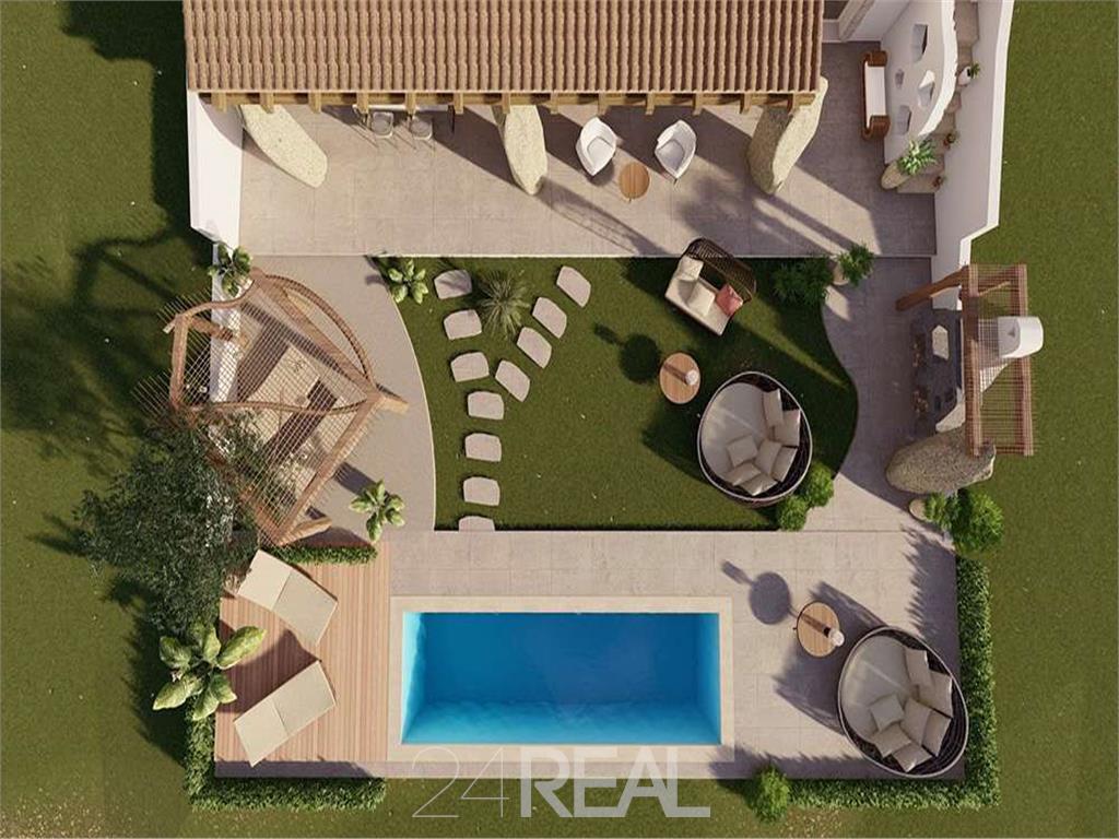 Exclusive property for sale - villa with pool and garden of 14,000 sqm